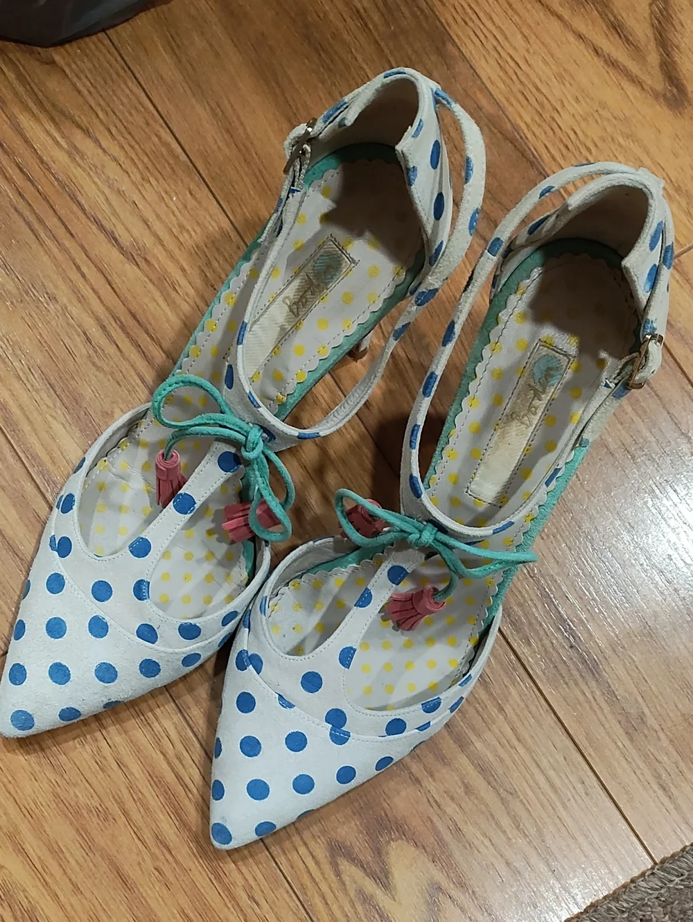 Boden White Pointed-Toe Polka Dot Heels with Blue Dots and Teal Ankle Tie